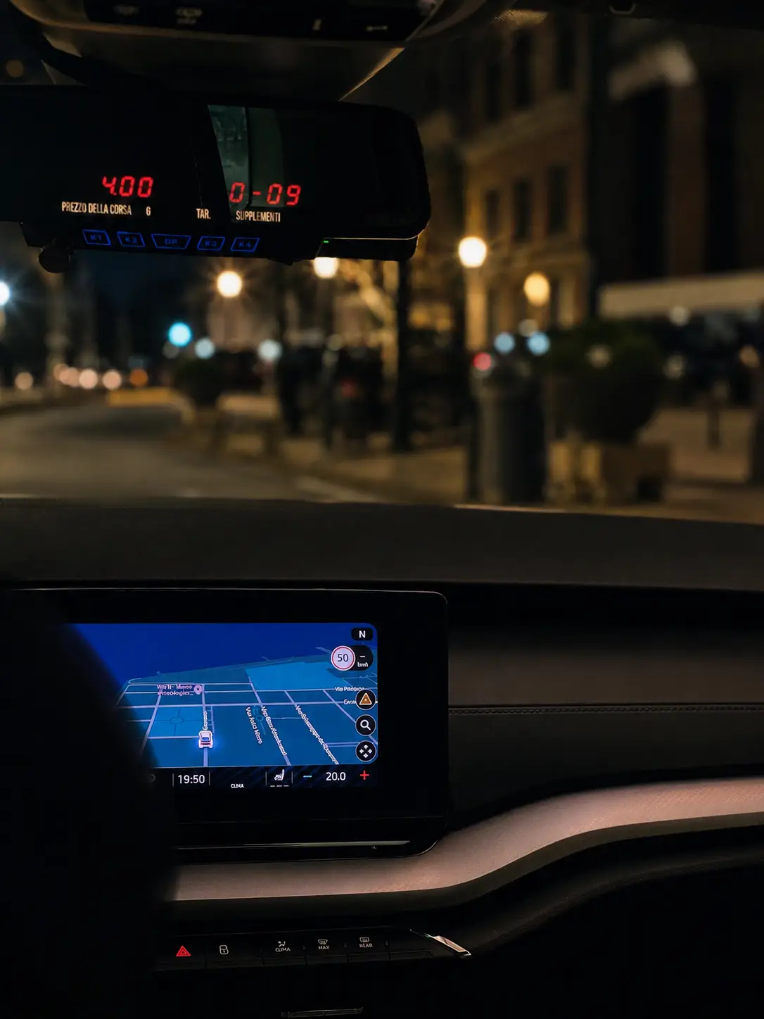 taxi taranto notte